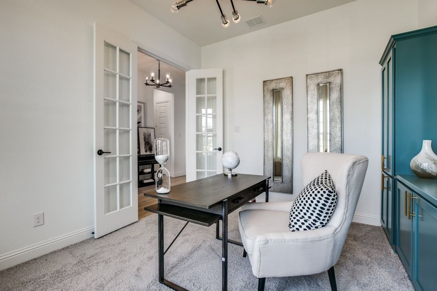Representative furnished interior of a home built from the Bellaire by Sandlin Homes in Lakesong, Midlothian (Image 8). Representative furnished interior of a home built from the Bellaire by Sandlin Homes in Lakesong, Midlothian (Image 8).
