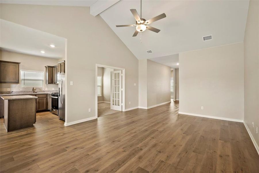 Spacious, unfurnished interior of a new home in Creekside Estates, Terrell (Image 13). Spacious, unfurnished interior of a new home in Creekside Estates, Terrell (Image 13).