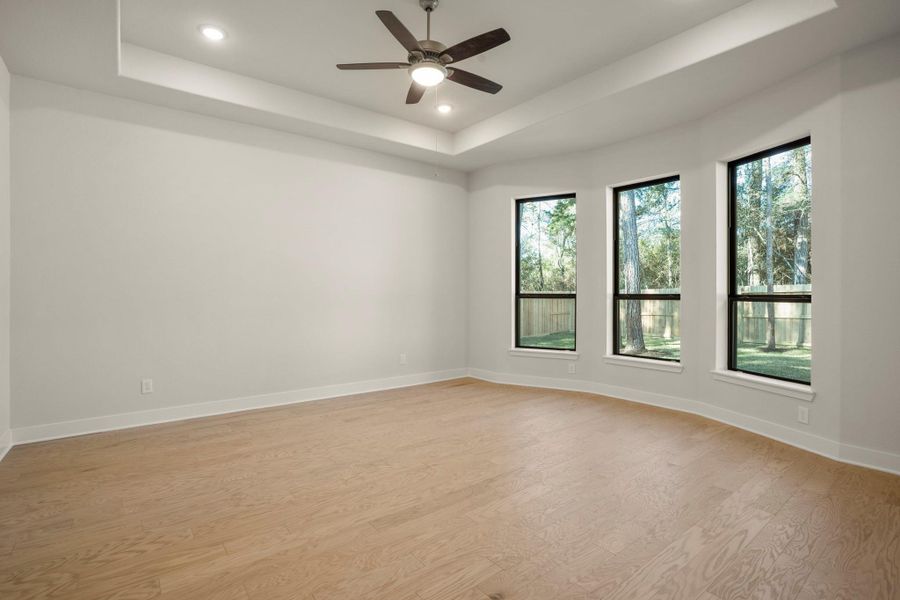 Spacious, unfurnished interior of a new home in The Woodlands Hills, Willis (Image 19).