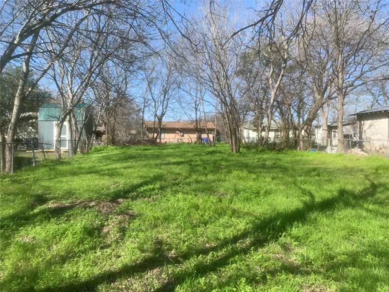 Natural landscape and outdoor views near in Seguin (Image 5). Natural landscape and outdoor views near in Seguin (Image 5).