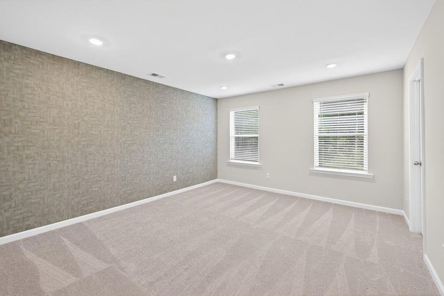 Spacious, unfurnished interior of a new home in Fernhurst, McDonough (Image 23).