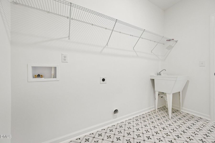 28-web-or-mls-Erastus Ct-S0502-028