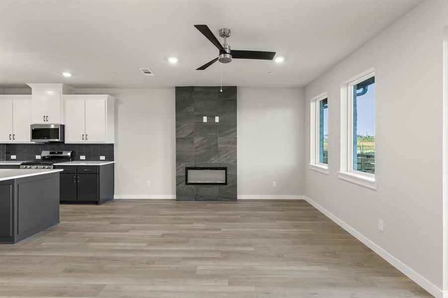 07. 2016 Aldrich - Family (2)