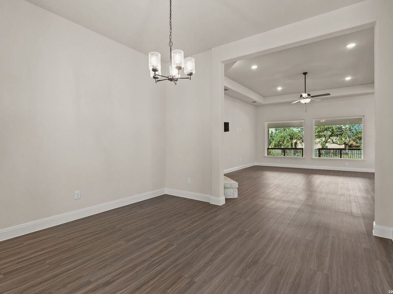 Spacious, unfurnished interior of a new home in Potranco Oaks, Castroville (Image 38).
