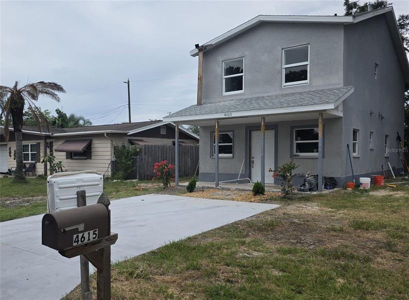 Exterior details and patio area of a home in , Holiday (Image 22).