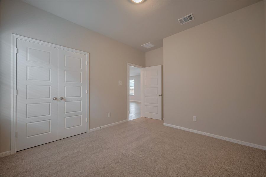 Spacious, unfurnished interior of a new home in La Segarra, Brookshire (Image 38). Spacious, unfurnished interior of a new home in La Segarra, Brookshire (Image 38).