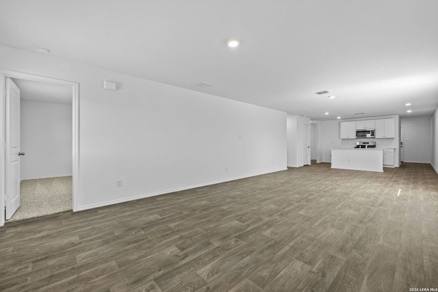 Spacious, unfurnished interior of a new home in Riverstone at Westpointe, San Antonio (Image 23).
