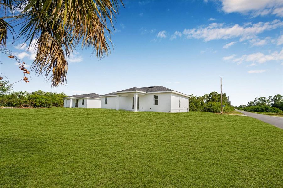 Image 35 of a home in . Image 35 of a home in .