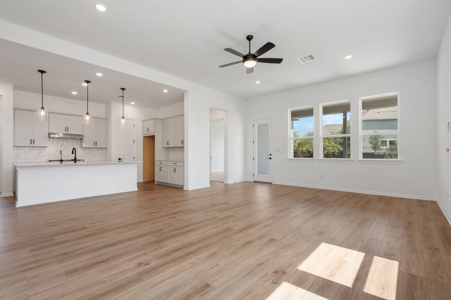 Representative unfurnished interior of a home built from the Waterville by Ashton Woods in The Trails at Carmel, Pflugerville (Image 59).