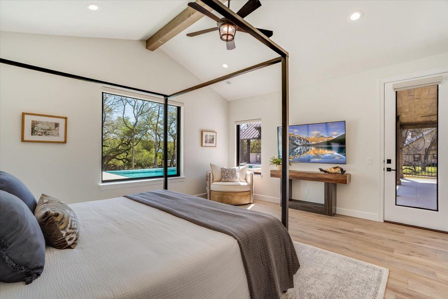 Furnished interior view inside a new home in , Wimberley (Image 11).
