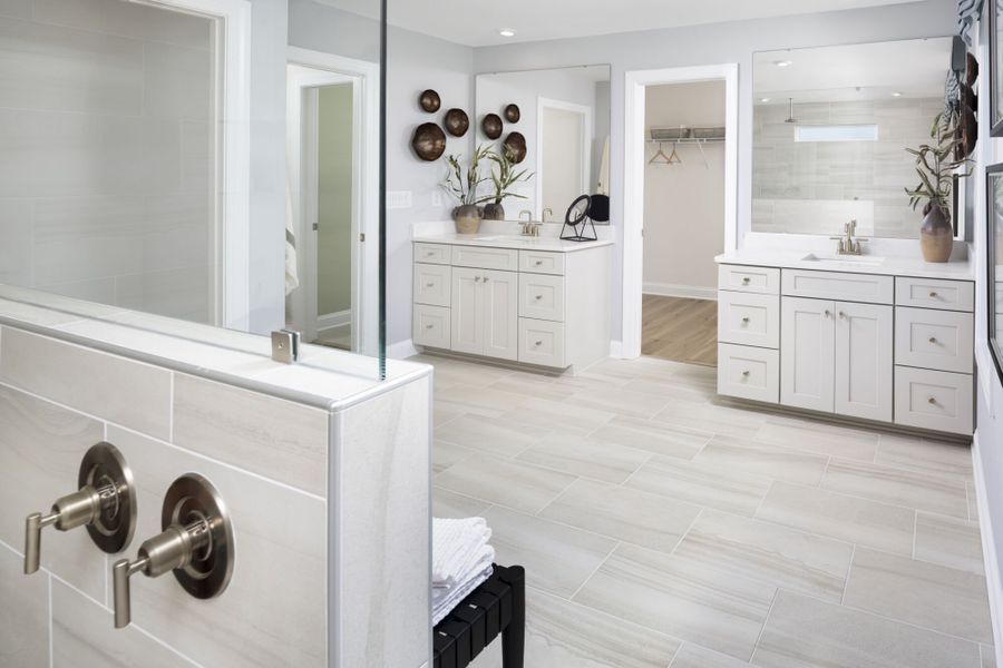 Prescott Model owner's bath