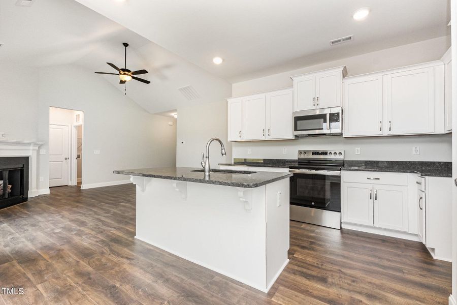 010_cj4a9623-edit_222 010_cj4a9623-edit_222