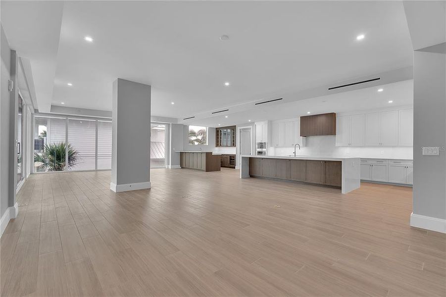 Spacious, unfurnished interior of a new home in , Sarasota (Image 18). Spacious, unfurnished interior of a new home in , Sarasota (Image 18).