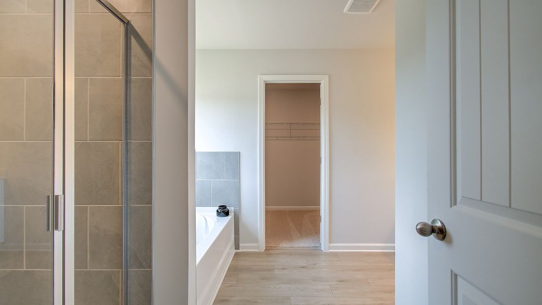 Representative furnished interior of a home built from the Layla II by DRB Homes in Enclave at Evergreen, Fairburn (Image 26).