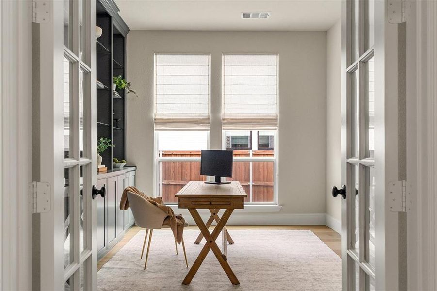 Furnished interior view inside a new home in , Prosper (Image 22).
