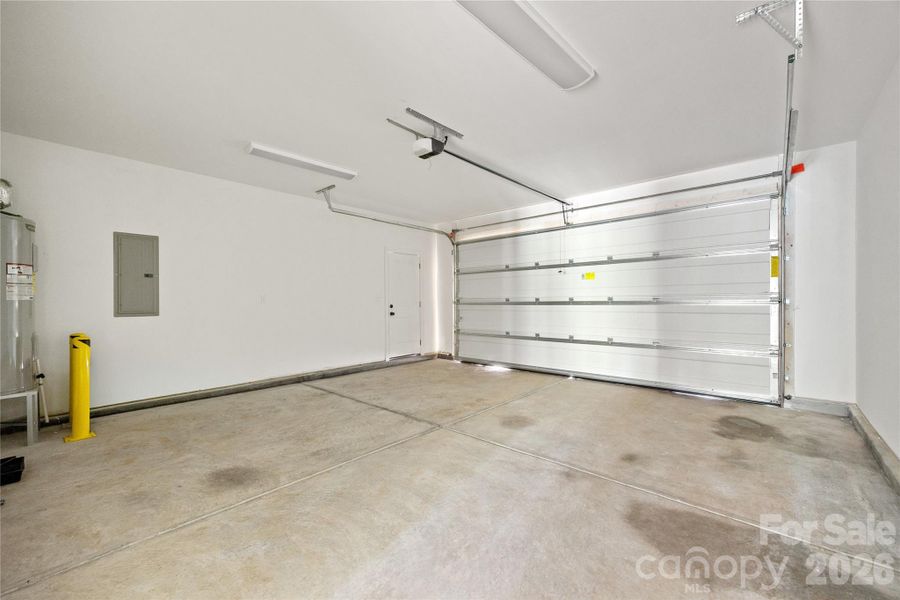 Spacious, unfurnished interior of a new home in , Troutman (Image 21).