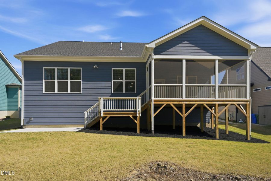 24 Rear Exterior 3500 Amelia Grace Fores