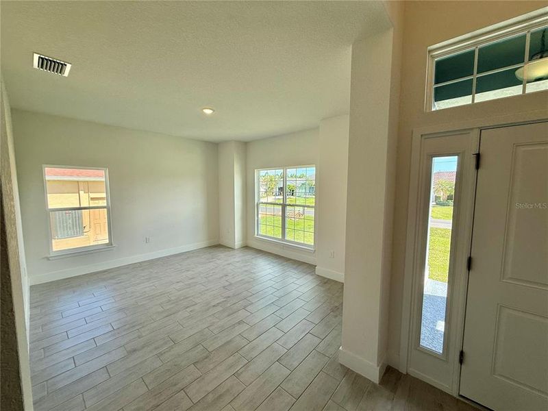 Spacious, unfurnished interior of a new home in Rotonda, Rotonda West (Image 21).