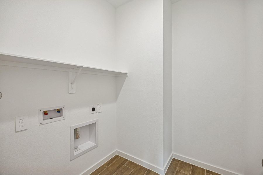 Spacious, unfurnished interior of a new home in Montgomery Bend, Montgomery (Image 14). Spacious, unfurnished interior of a new home in Montgomery Bend, Montgomery (Image 14).
