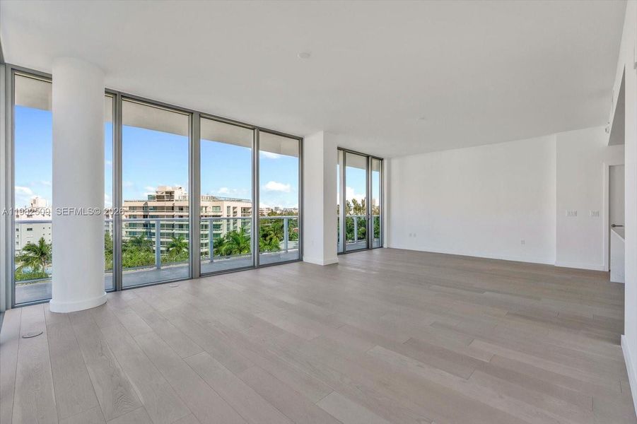 Spacious, unfurnished interior of a new home in , Bay Harbor Islands (Image 13).