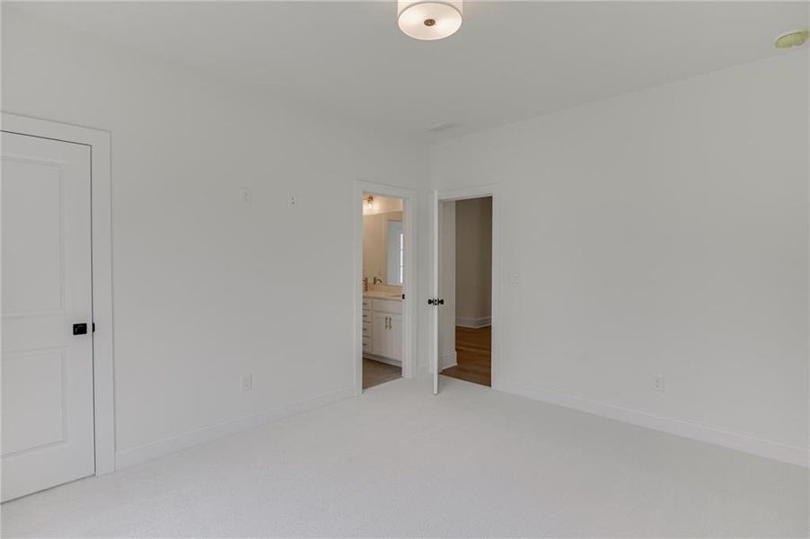 Spacious, unfurnished interior of a new home in , Buford (Image 47).