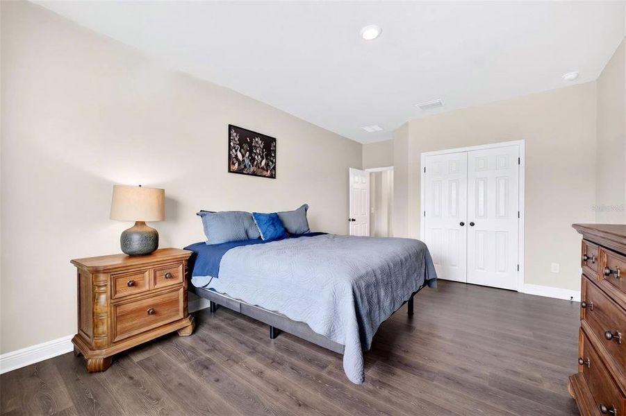 Furnished interior view inside a new home in Carmela, San Antonio (Image 31). Furnished interior view inside a new home in Carmela, San Antonio (Image 31).