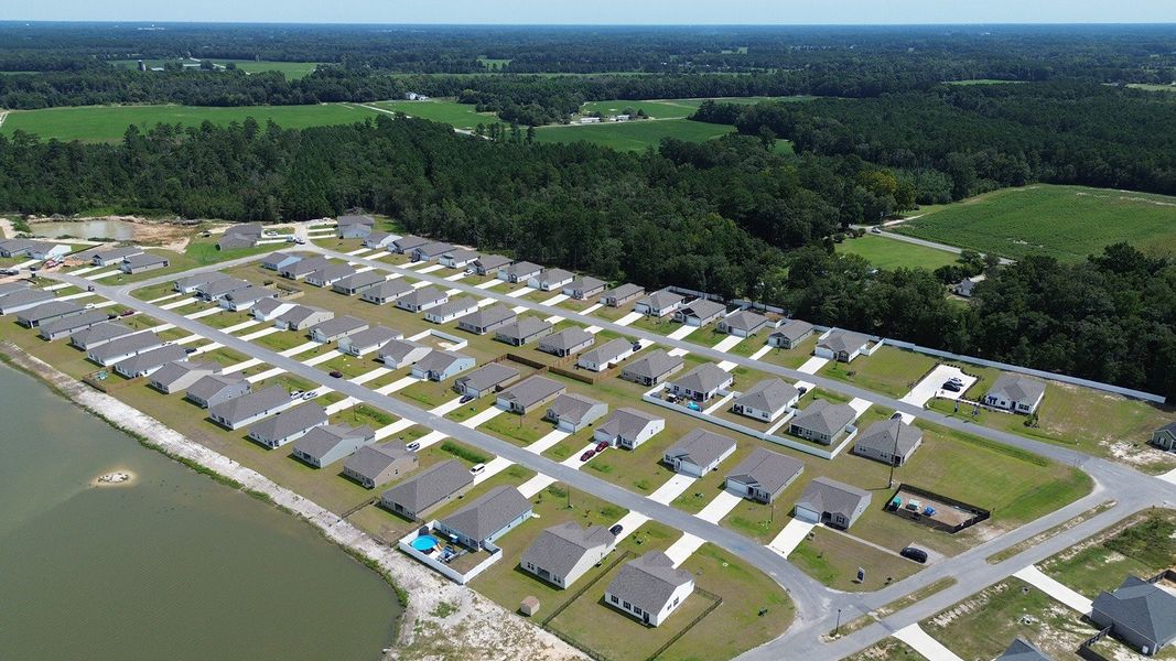Image 15 of a home in Summerville.