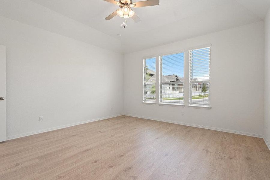 Not the actual home. Representative photo of a completed home of the same plan. Features will vary. Please confirm details with the New Home Consultant Not the actual home. Representative photo of a completed home of the same plan. Features will vary. Please confirm details with the New Home Consultant