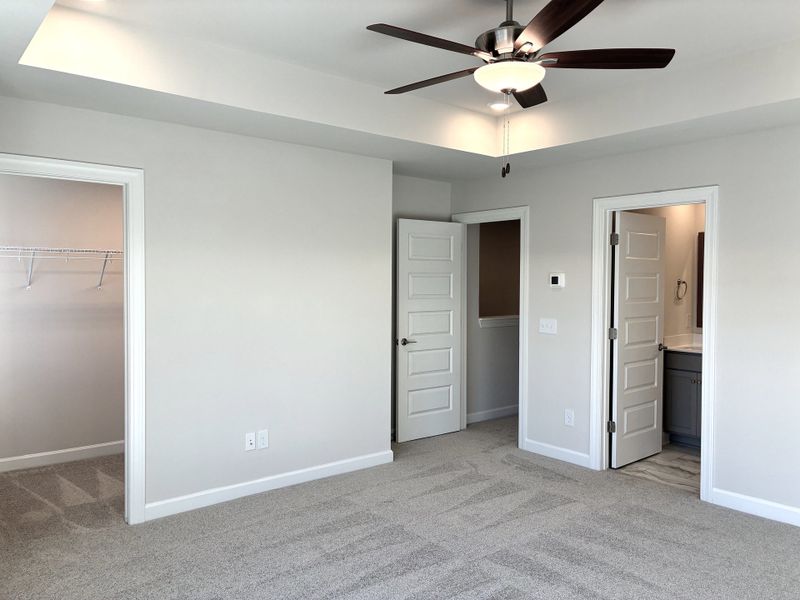 Spacious, unfurnished interior of a new home in Holly View, Greenville (Image 21).