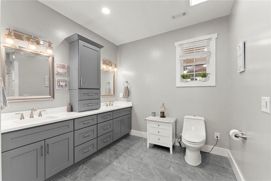 Furnished interior view inside a new home in , Demorest (Image 30).