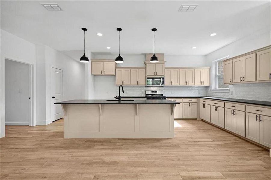 Furnished interior view inside a new home in , Lindale (Image 9).
