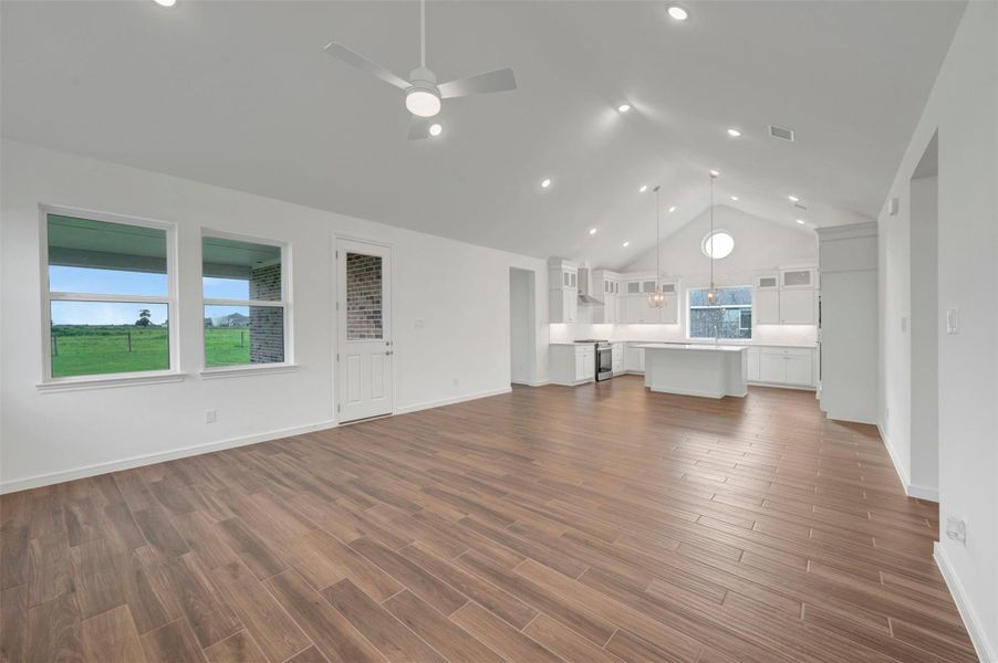 High vaulted ceilings throughout the living area High vaulted ceilings throughout the living area
