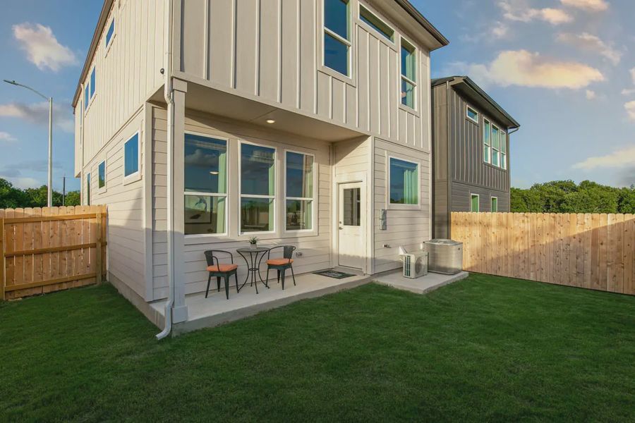 Representative exterior details of a home built from the Balder by Chesmar Homes in Rose Hill, Marion (Image 2).