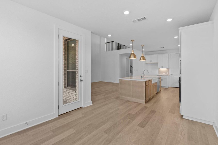 From Casual Dining to Kitchen From Casual Dining to Kitchen