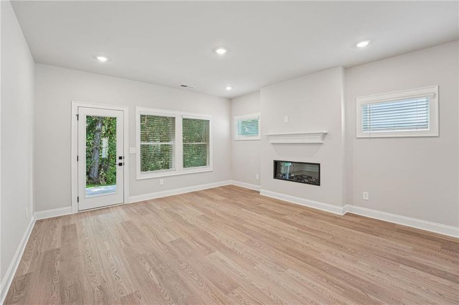 Spacious, unfurnished interior of a new home in Hemingway - Reserve Series, Cumming (Image 36). Spacious, unfurnished interior of a new home in Hemingway - Reserve Series, Cumming (Image 36).