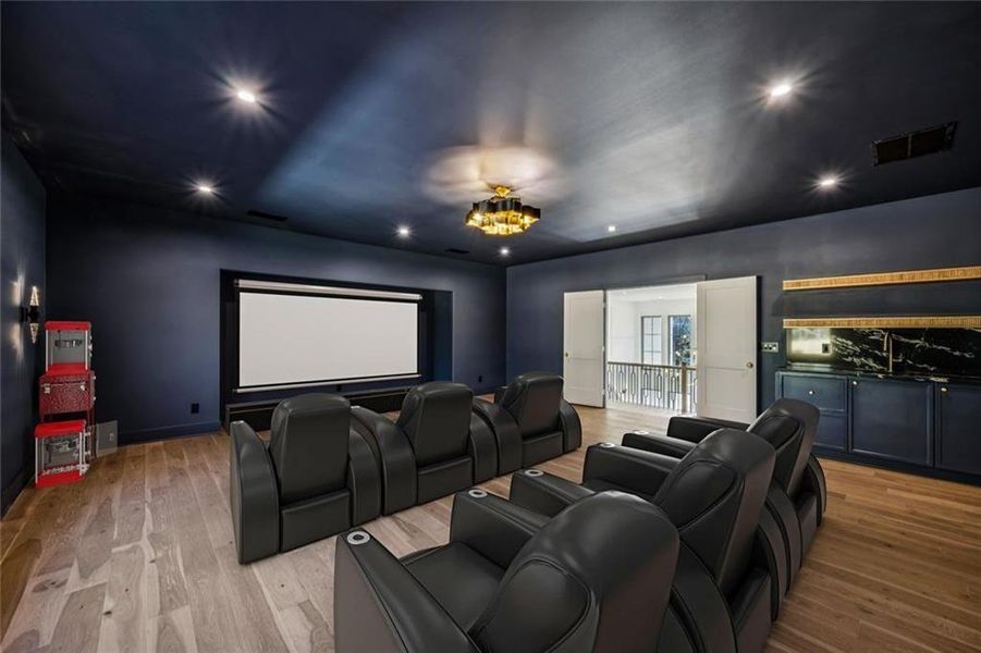 Image 33 of a home in .