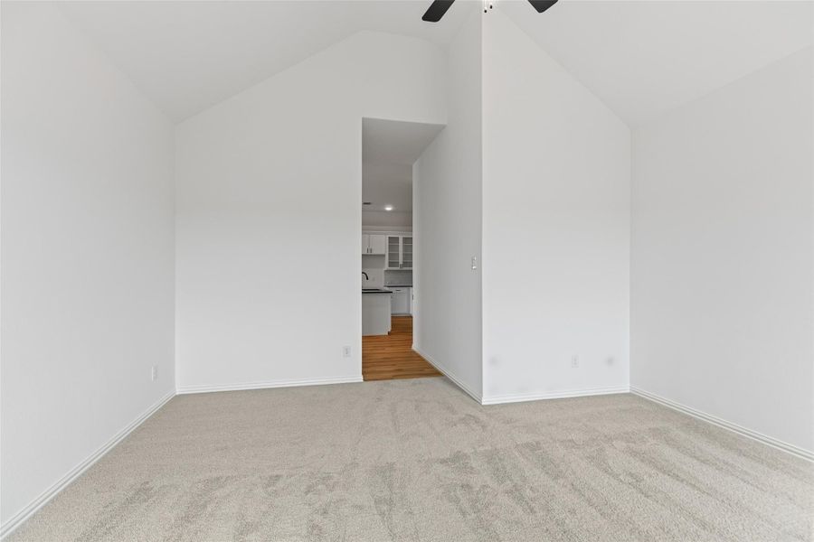 Spacious, unfurnished interior of a new home in Aldeana, Bonney (Image 27).