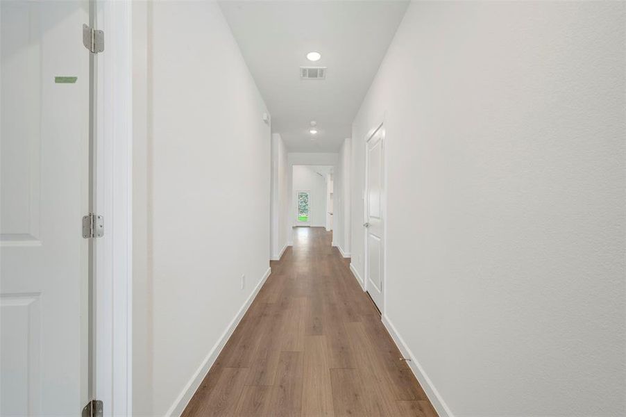 Spacious, unfurnished interior of a new home in Aspire at Reunion, Newark (Image 29). Spacious, unfurnished interior of a new home in Aspire at Reunion, Newark (Image 29).