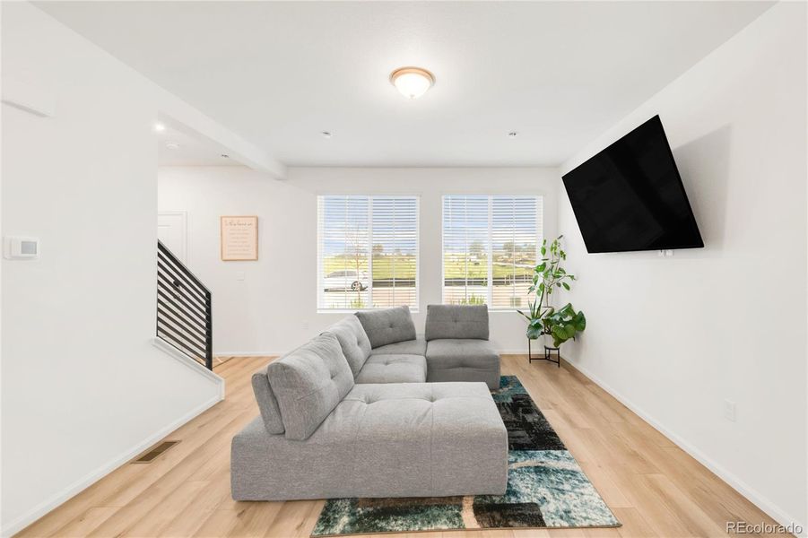 Furnished interior view inside a new home in Thompson River Ranch, Johnstown (Image 10).