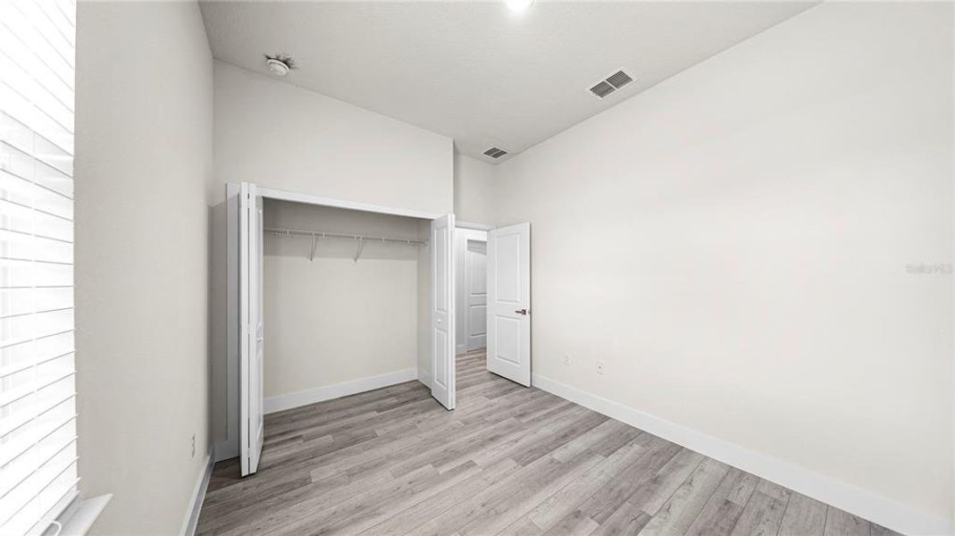 Spacious, unfurnished interior of a new home in , Port Charlotte (Image 42).