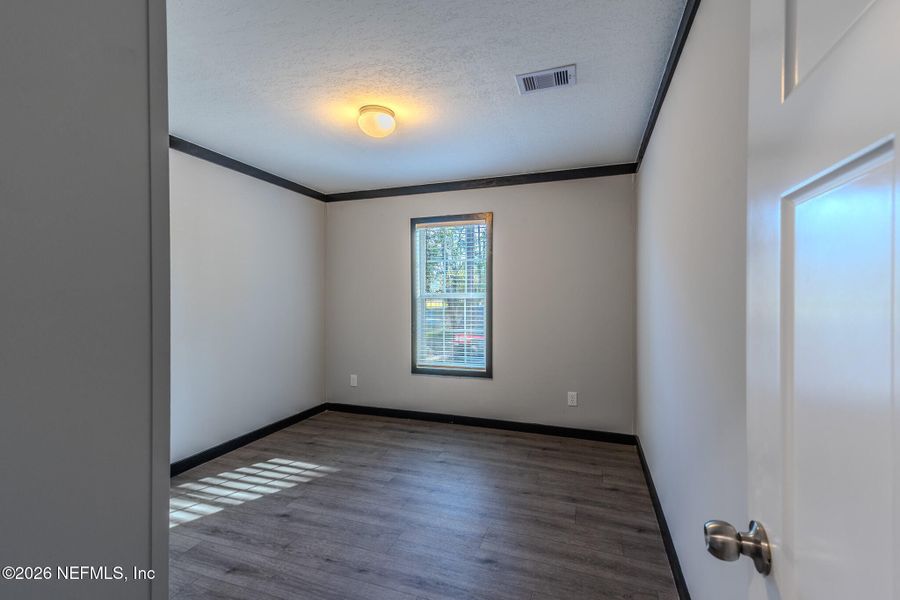 Spacious, unfurnished interior of a new home in , Callahan (Image 15).