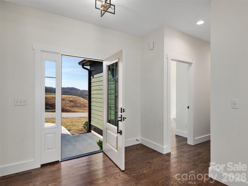 Spacious, unfurnished interior of a new home in , Hendersonville (Image 12).