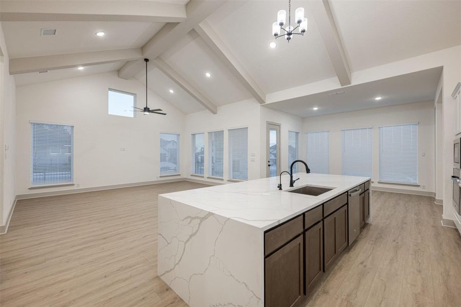 **PHOTOS REPRESENTATIVE OF FLOORPLAN ONLY**