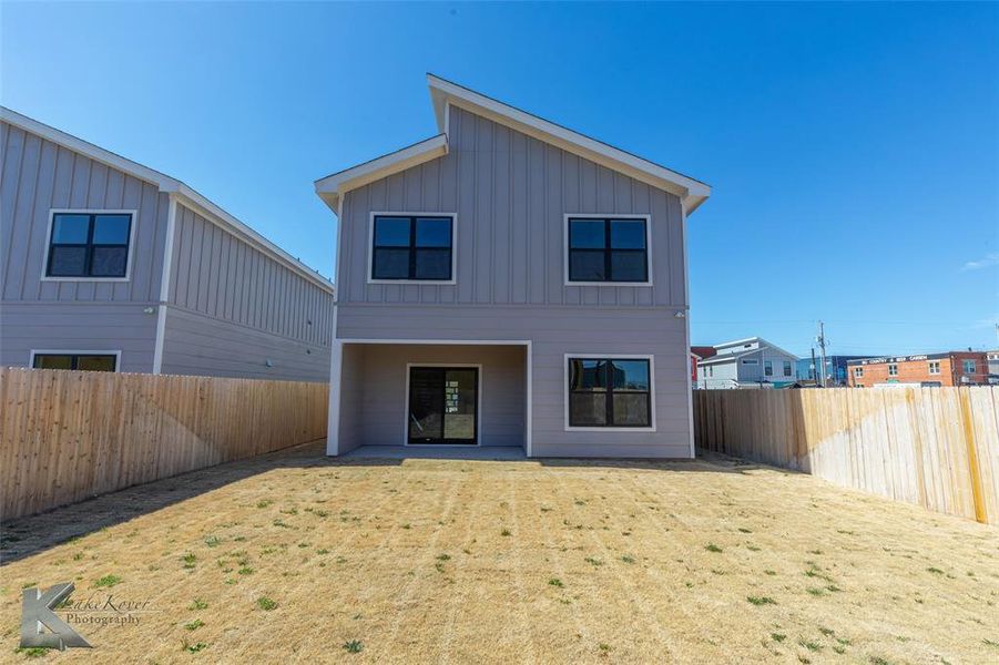 Exterior details and patio area of a home in , Abilene (Image 3).