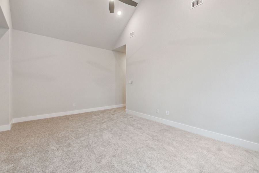Spacious, unfurnished interior of a new home in Newman Village Townhomes, Frisco (Image 43).