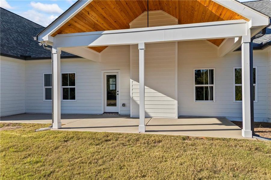 Exterior details and patio area of a home in , Monroe (Image 31).