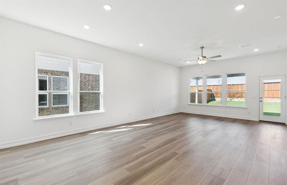 Natural light throughout main living areas Natural light throughout main living areas