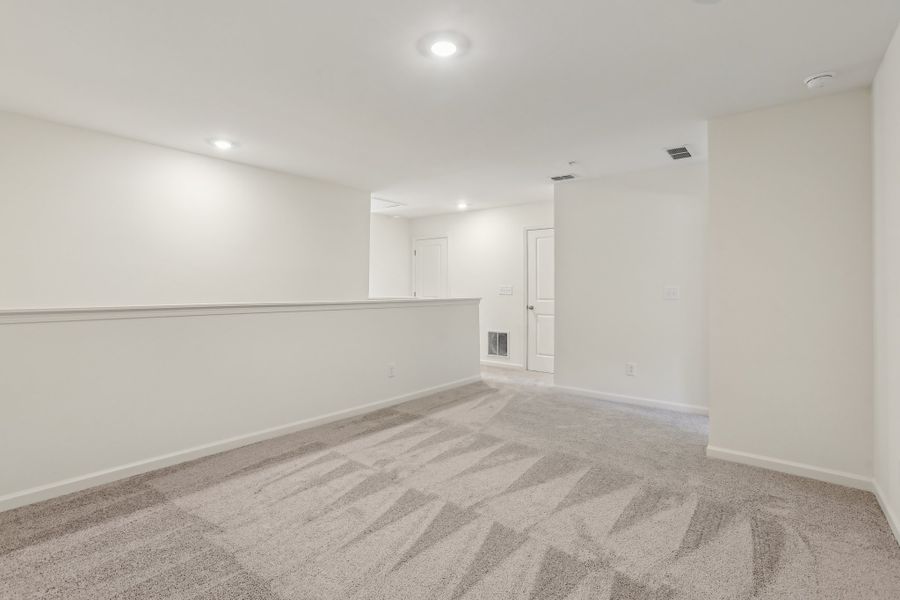 Representative unfurnished interior of a home built from the Echo by Starlight Homes in Chestnut Grove, Douglasville (Image 21).
