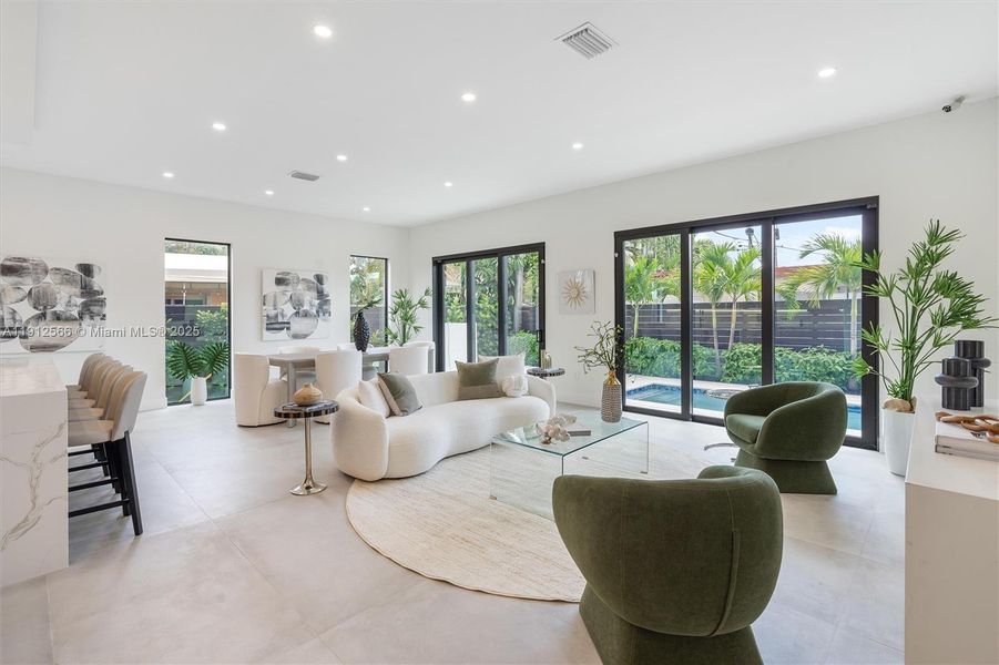 Furnished interior view inside a new home in , Fort Lauderdale (Image 16).