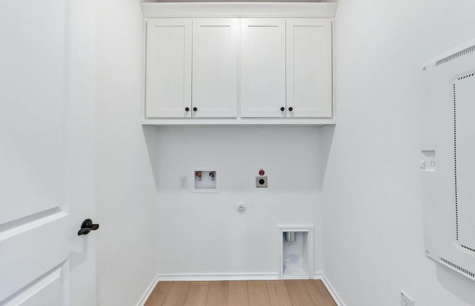 Furnished interior view inside a new home in Sun City Texas, Georgetown (Image 13).